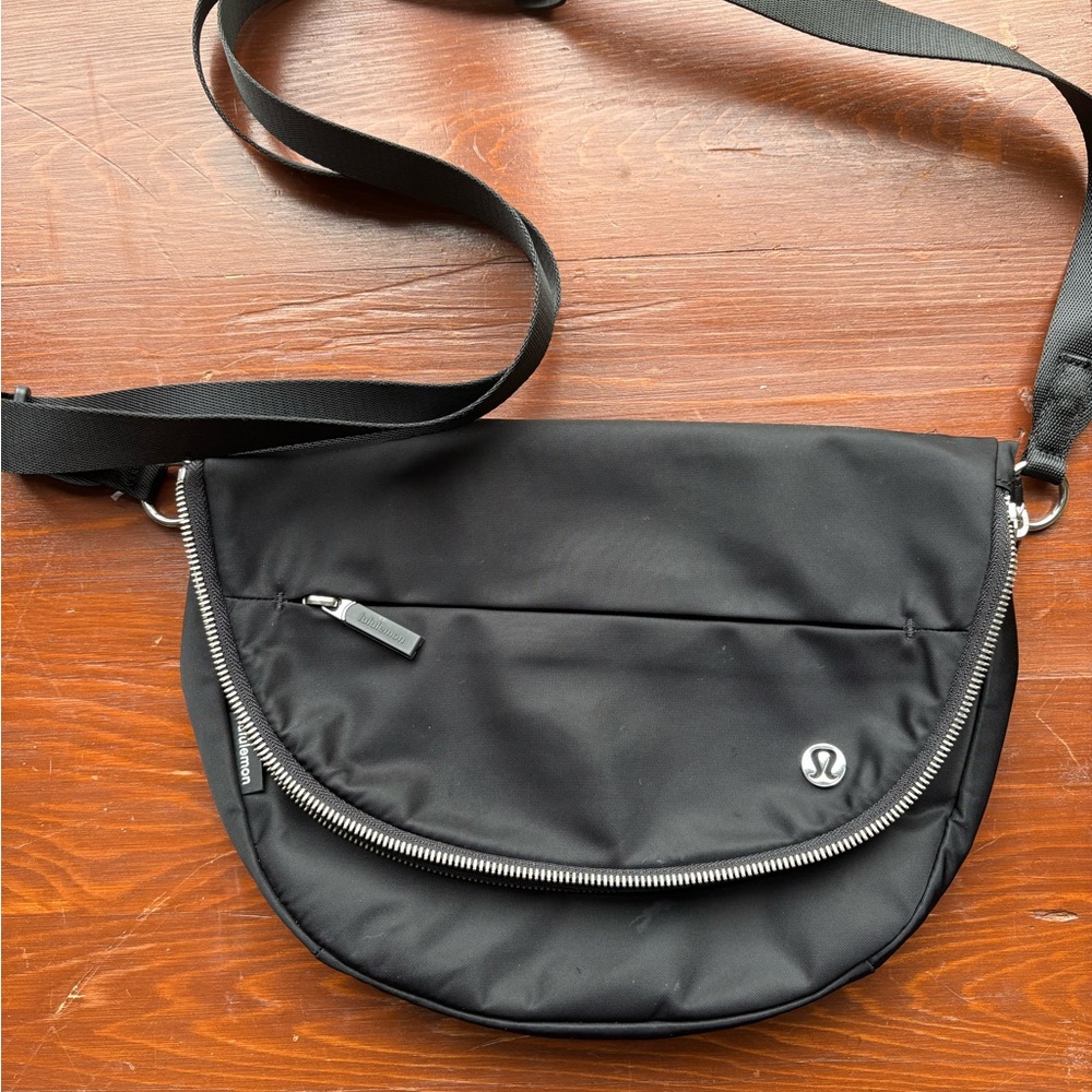 Lululemon Athletica Black Festival Bag 5L